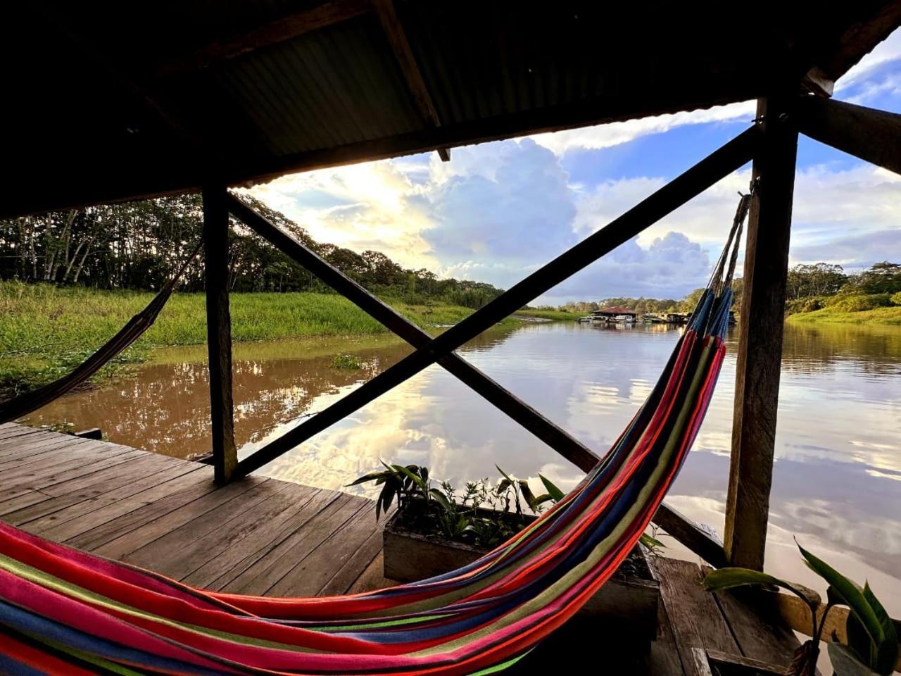 Cabana Flotante Kurupira Летисия Экстерьер фото