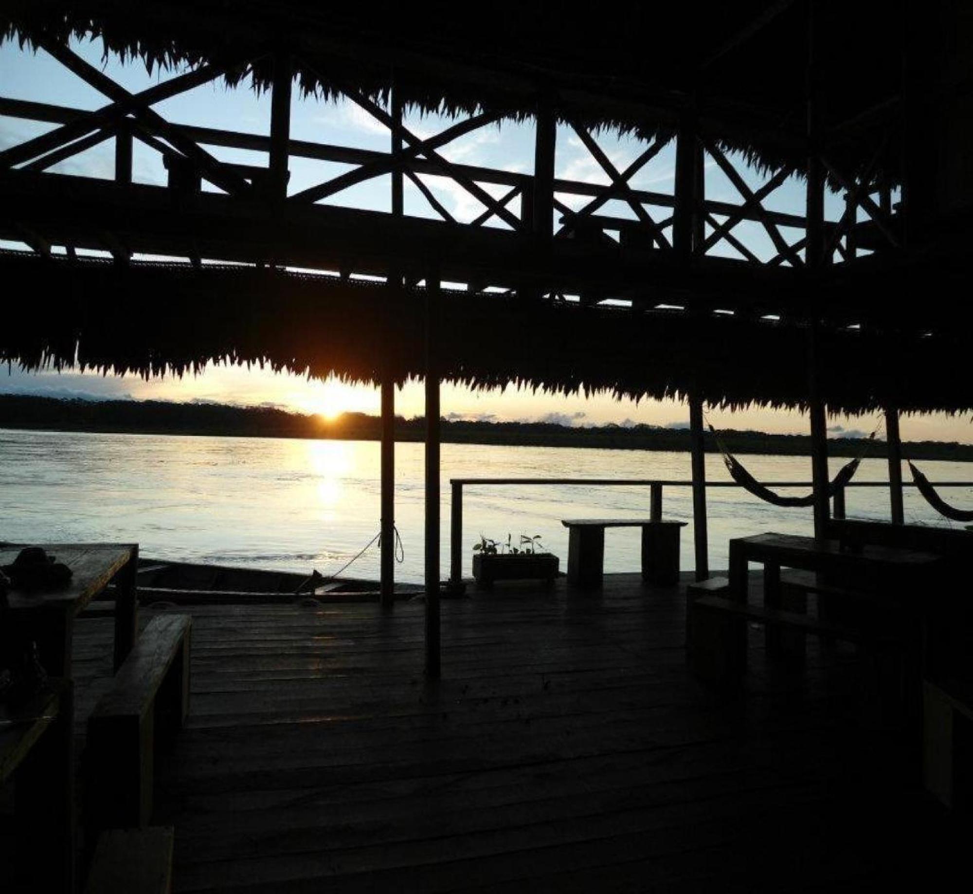 Cabana Flotante Kurupira Летисия Экстерьер фото