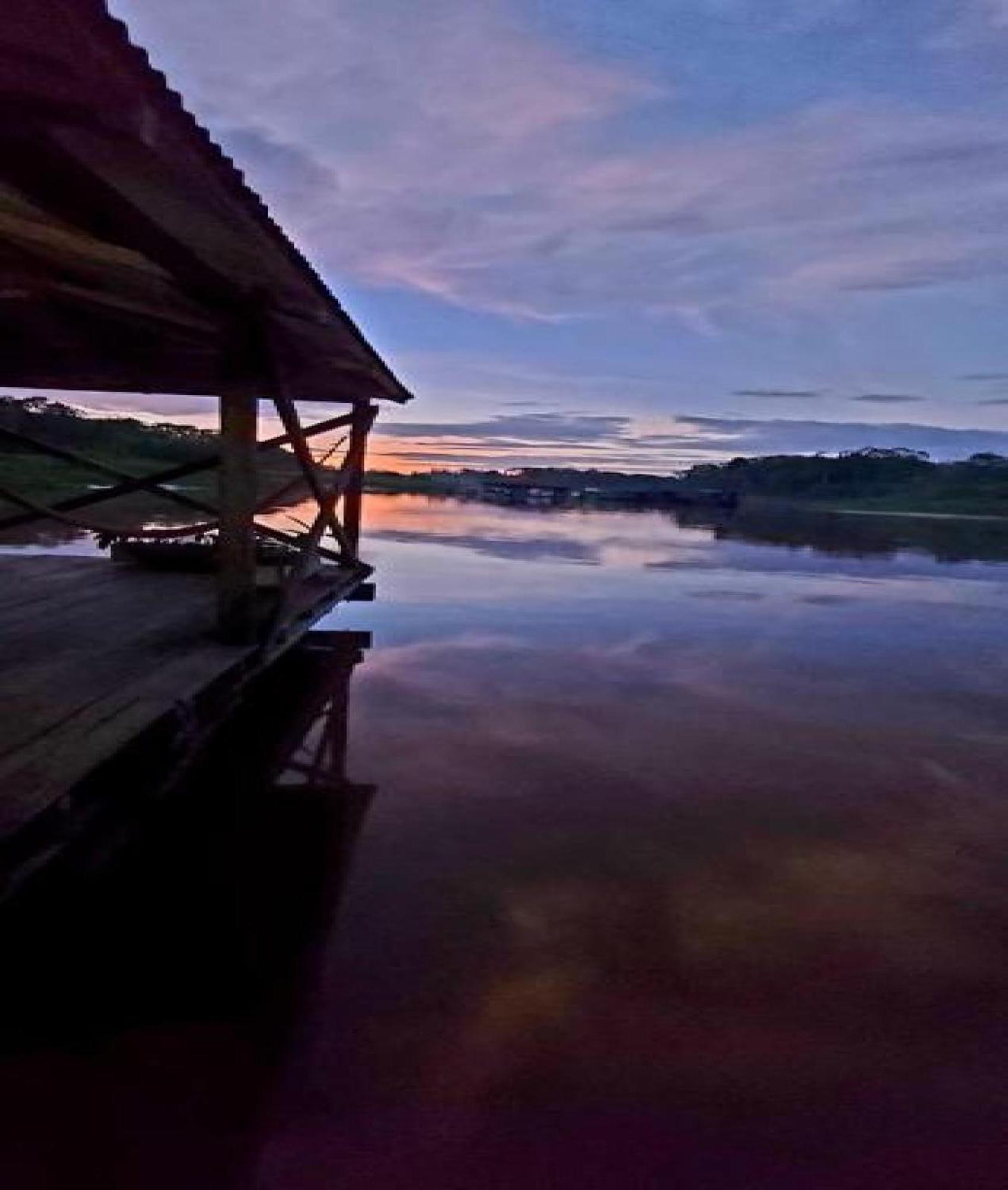 Cabana Flotante Kurupira Летисия Экстерьер фото