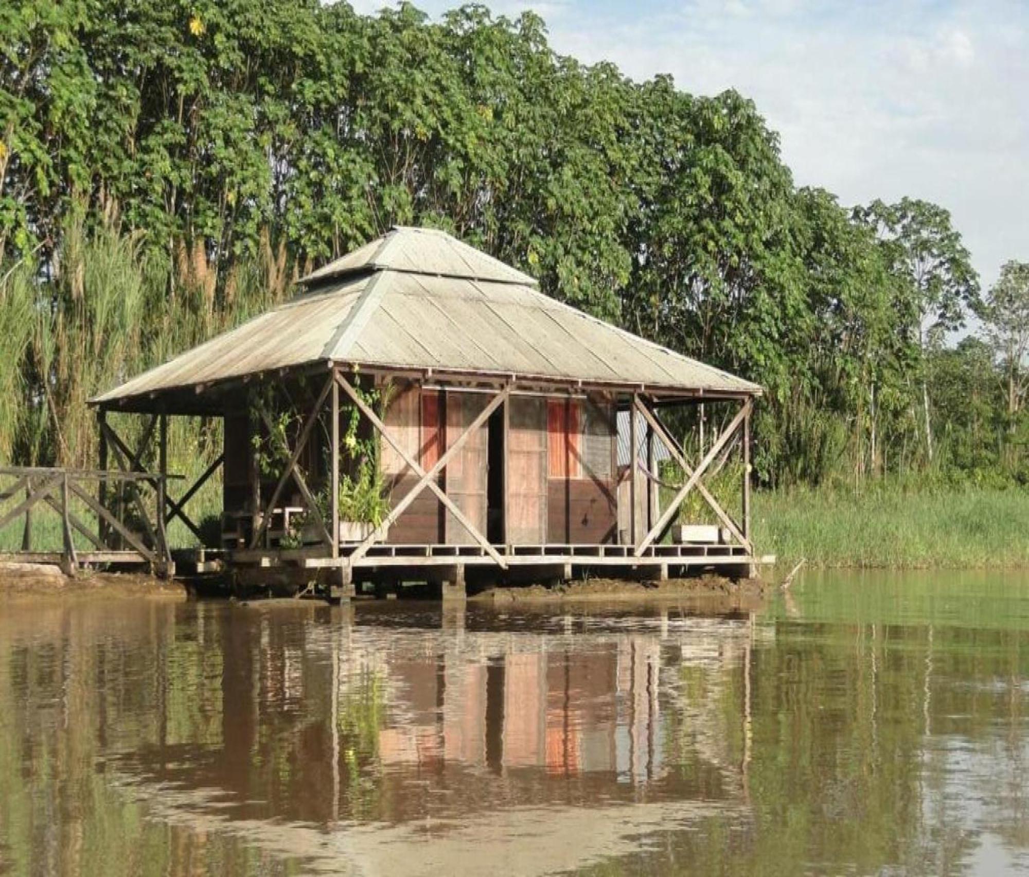 Cabana Flotante Kurupira Летисия Экстерьер фото