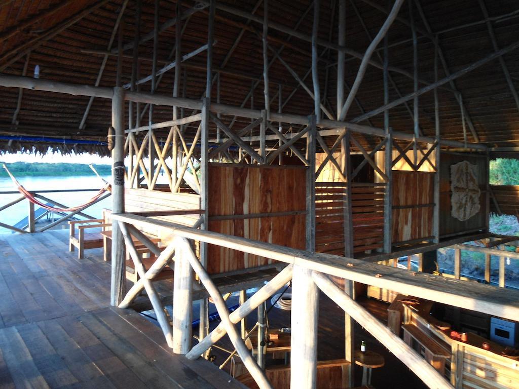 Cabana Flotante Kurupira Летисия Экстерьер фото