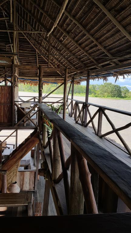 Cabana Flotante Kurupira Летисия Экстерьер фото
